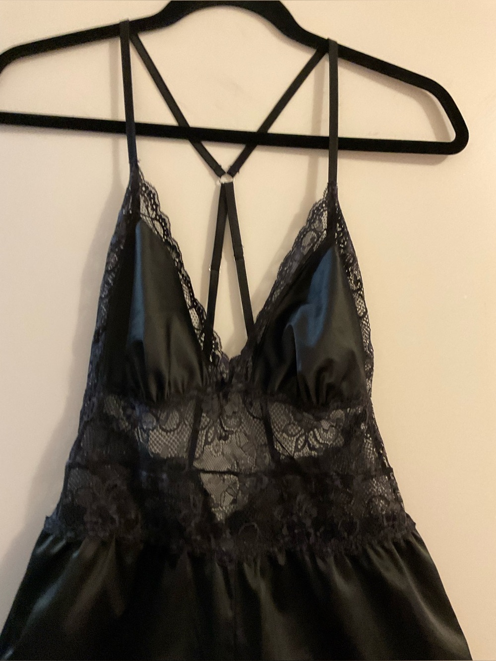 EUC black satin and lace lingerie romper - Picture 4 of 11